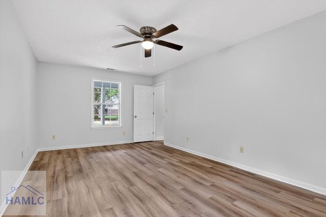 514 Creekview Drive, Hinesville, GA 31313