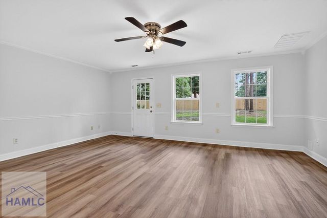514 Creekview Drive, Hinesville, GA 31313