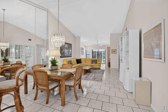 10546 Beach Palm Court B, Boynton Beach, FL 33437