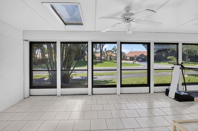 10546 Beach Palm Court B, Boynton Beach, FL 33437