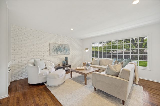7142 Lakehurst Avenue, Dallas, TX 75230
