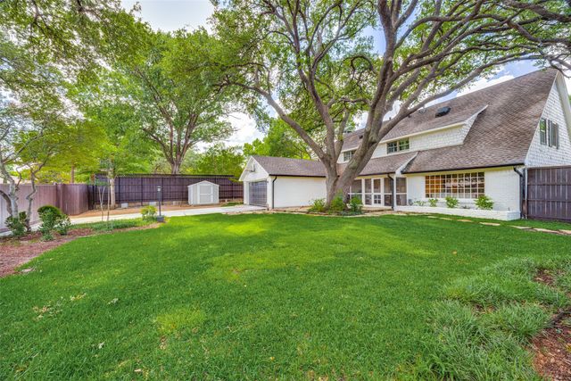 7142 Lakehurst Avenue, Dallas, TX 75230