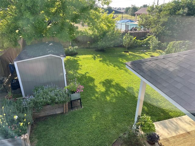 105 Wimberley ST, Hutto, TX 78634