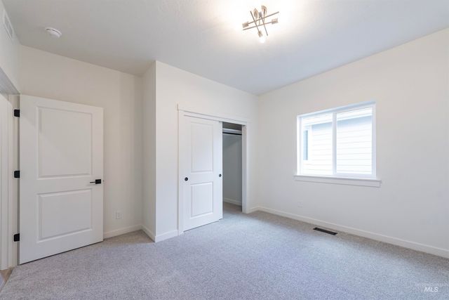 425 E Chevy Dr., Boise, ID 83716