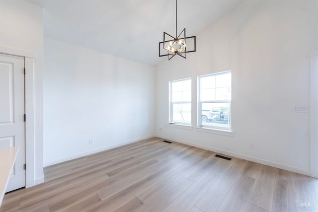 425 E Chevy Dr., Boise, ID 83716