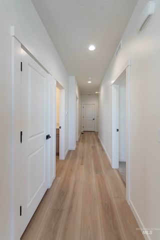 425 E Chevy Dr., Boise, ID 83716