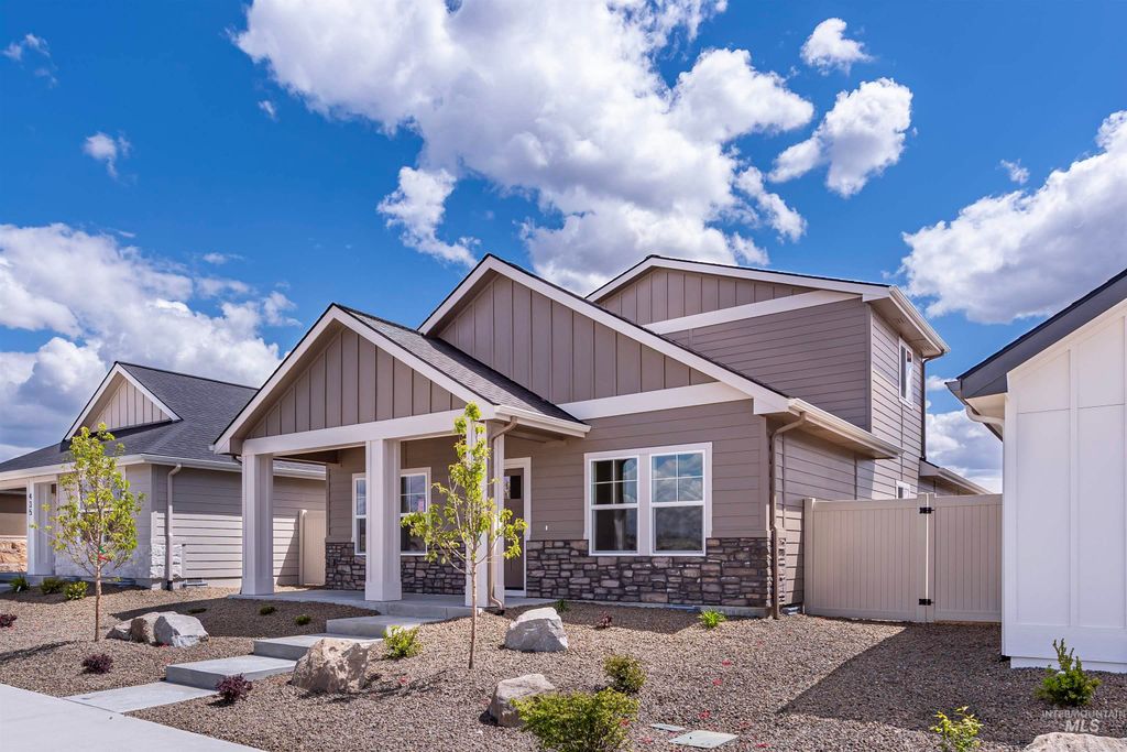 425 E Chevy Dr., Boise, ID 83716