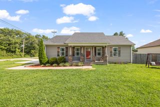 311 Ester Ln, Manchester, TN 37355