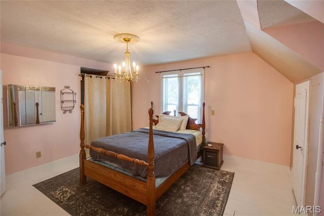 605 W Pearl Street, Jerseyville, IL 62052