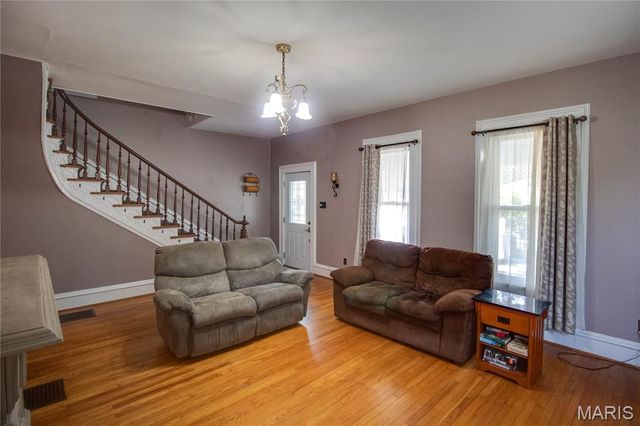 605 W Pearl Street, Jerseyville, IL 62052