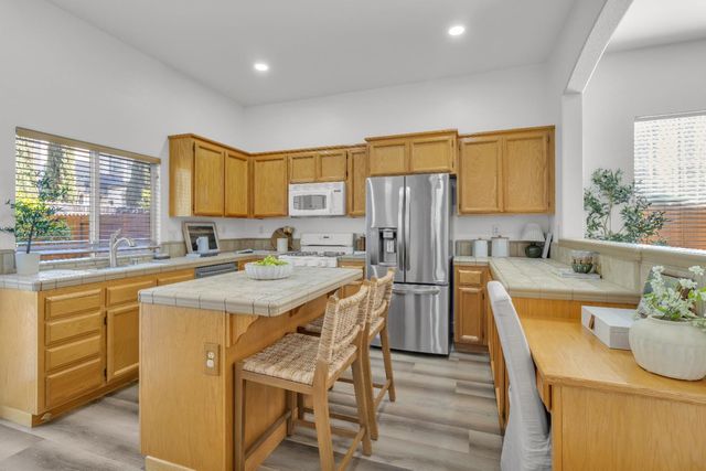 3570 Cooper Isl Rd, West Sacramento, CA 95691