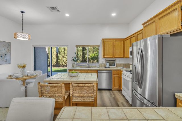 3570 Cooper Isl Rd, West Sacramento, CA 95691