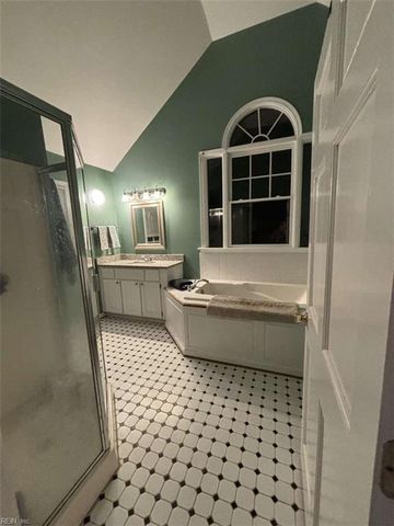 107 Castle LN, Williamsburg, VA 23185