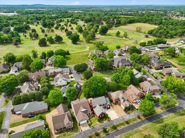 1149 Fairways, Lebanon, TN 37087