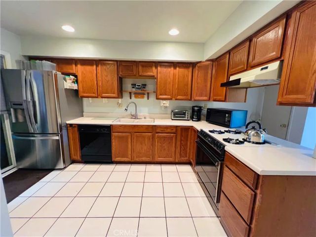 13666 Red Hill 63, Tustin, CA 92780