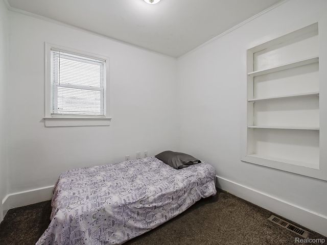 1784 Anne Avenue, Lincoln Park, MI 48146