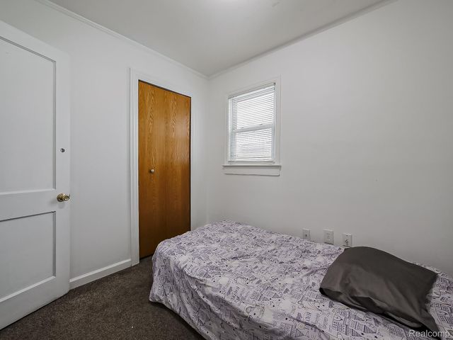 1784 Anne Avenue, Lincoln Park, MI 48146