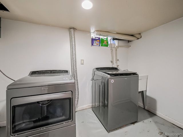 1784 Anne Avenue, Lincoln Park, MI 48146