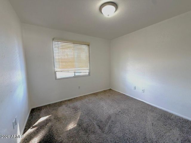 3826 E EUGIE Avenue, Phoenix, AZ 85032