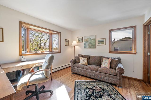 10 Woodmere Road, Caldwell, NJ 07006