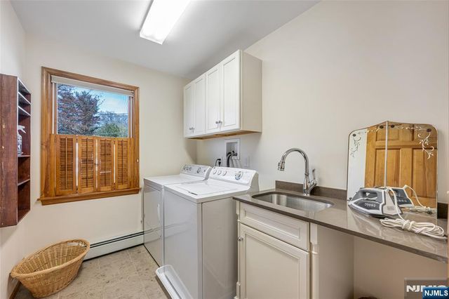 10 Woodmere Road, Caldwell, NJ 07006