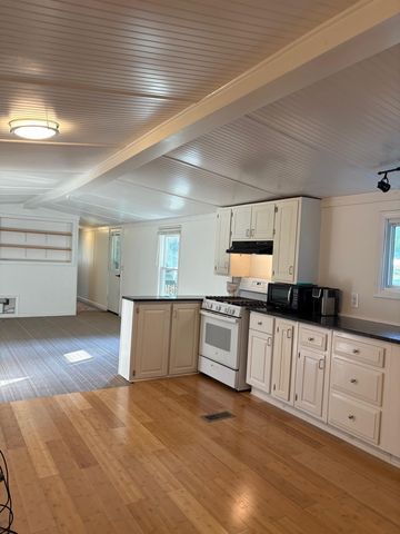 1025 Morways Park, Charlestown, NH 03603