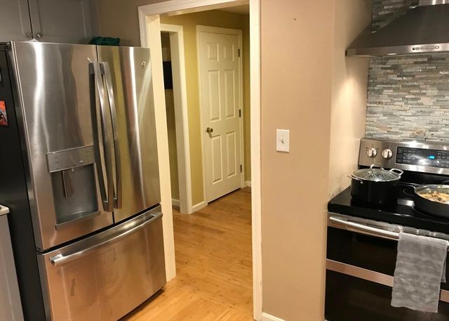 303 Lexington St 303, Watertown, MA 02472