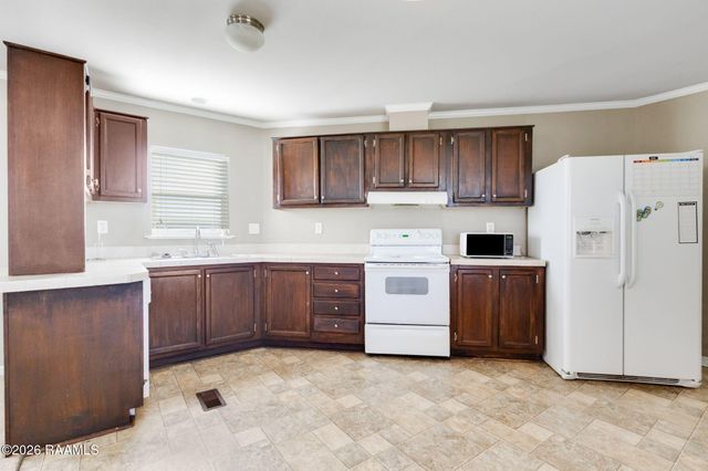 245 Secretariat Lane, Rayne, LA 70578