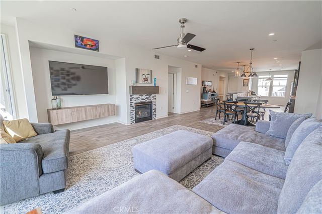 4060 Tradewinds Drive, Oxnard, CA 93035