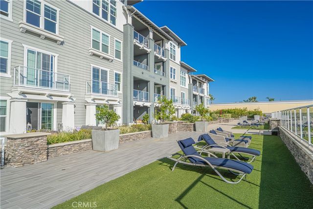4060 Tradewinds Drive, Oxnard, CA 93035