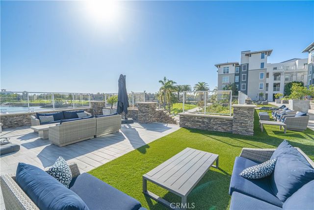 4060 Tradewinds Drive, Oxnard, CA 93035