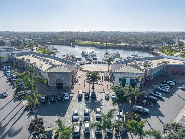 4060 Tradewinds Drive, Oxnard, CA 93035