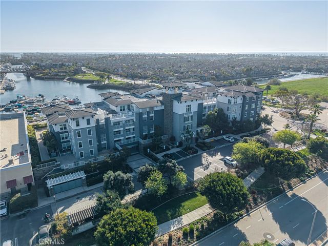 4060 Tradewinds Drive, Oxnard, CA 93035