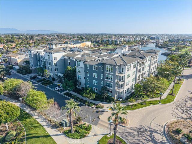 4060 Tradewinds Drive, Oxnard, CA 93035