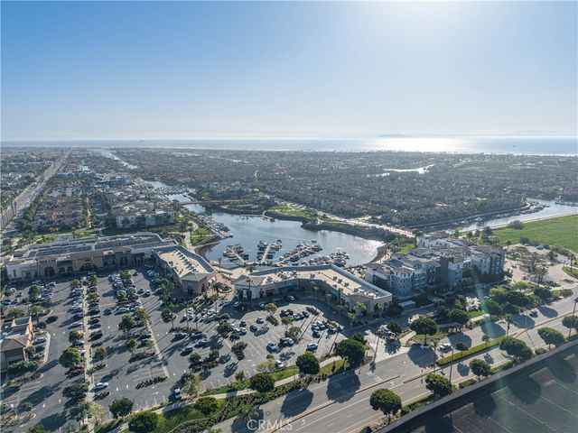 4060 Tradewinds Drive, Oxnard, CA 93035