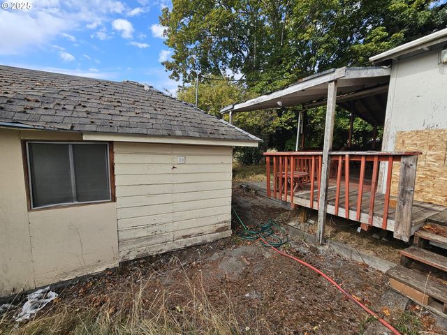 8105 Se 282ND Ave, Gresham, OR 97080