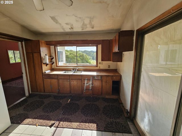 8105 Se 282ND Ave, Gresham, OR 97080