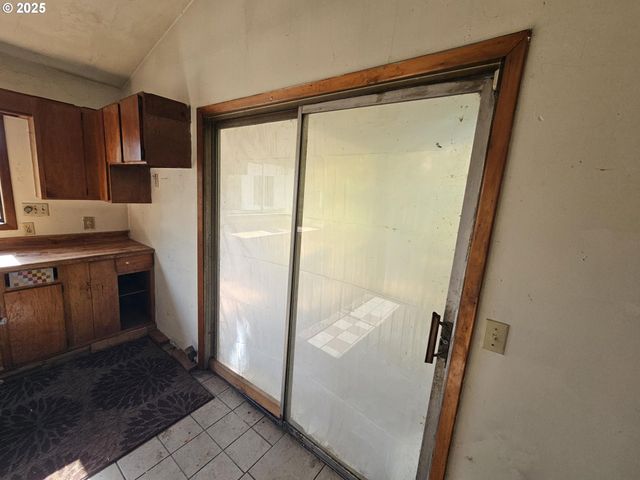 8105 Se 282ND Ave, Gresham, OR 97080