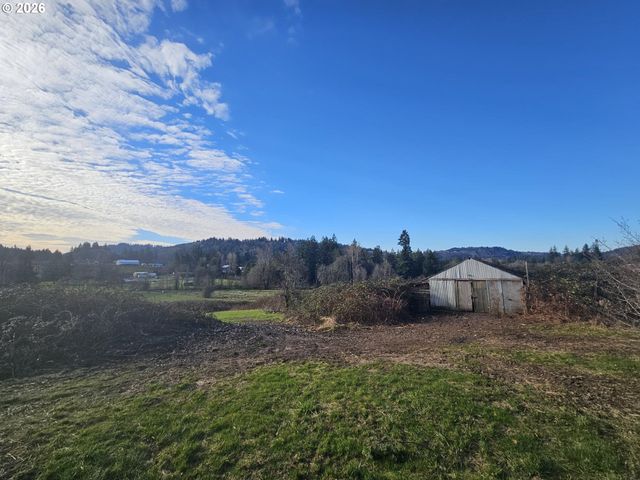 8105 Se 282ND Ave, Gresham, OR 97080