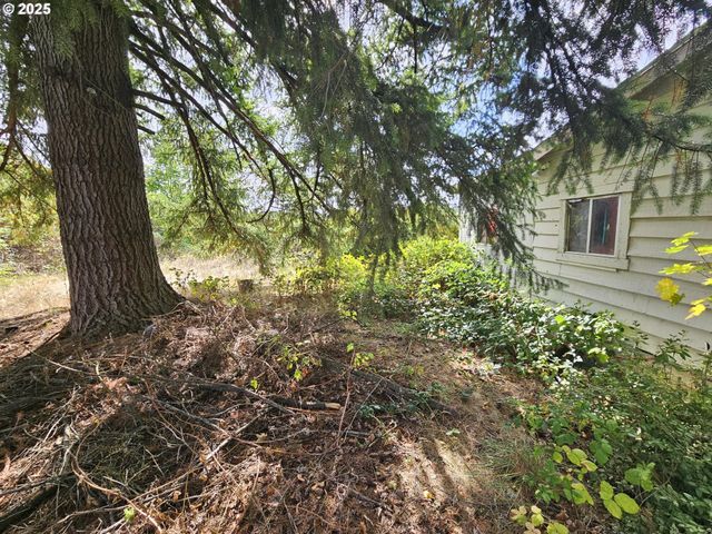 8105 Se 282ND Ave, Gresham, OR 97080