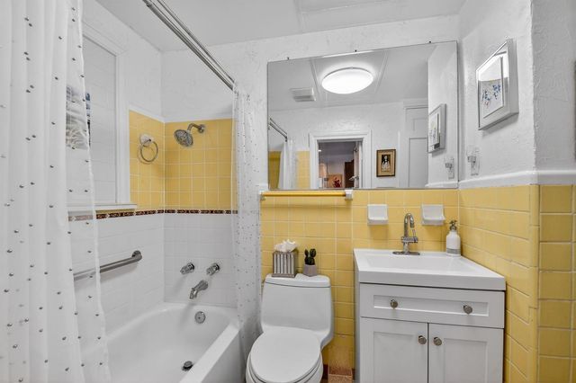 328 Monroe Drive, West Palm Beach, FL 33405