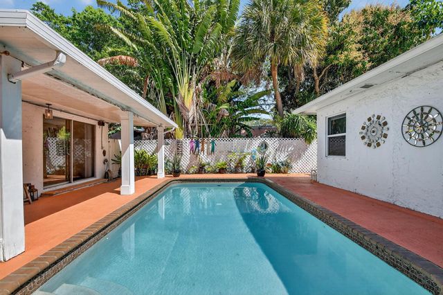 328 Monroe Drive, West Palm Beach, FL 33405