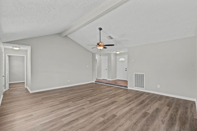 310 Windward Drive, League City, TX 77573
