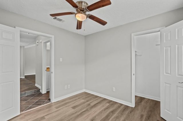 310 Windward Drive, League City, TX 77573