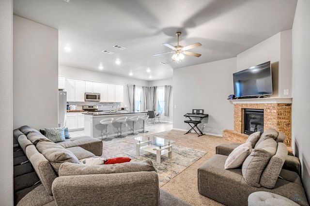 2306 Husk St, Midland, TX 79705