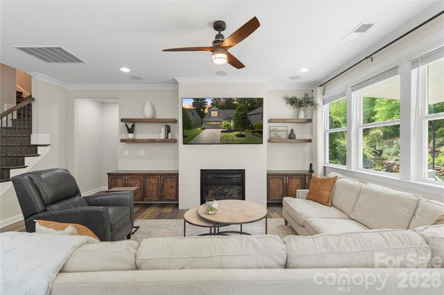 445 Sandbar Point, Clover, SC 29710