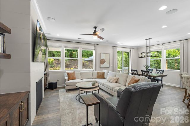 445 Sandbar Point, Clover, SC 29710
