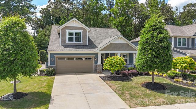 445 Sandbar Point, Clover, SC 29710