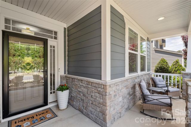 445 Sandbar Point, Clover, SC 29710