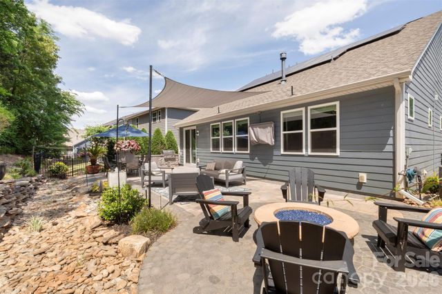 445 Sandbar Point, Clover, SC 29710